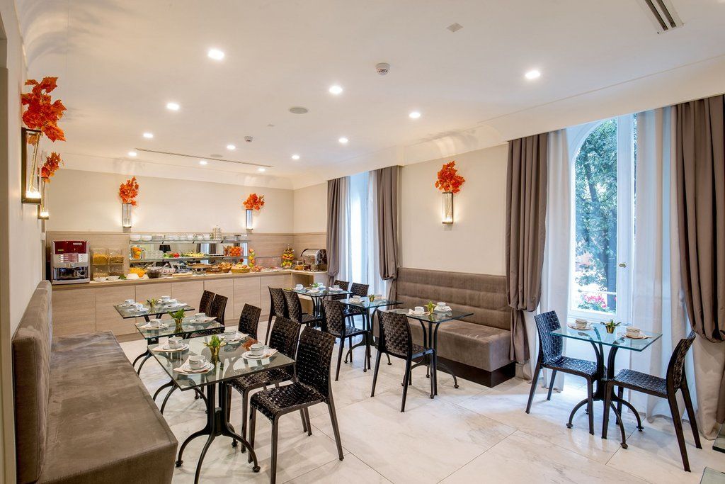Ludovisi Palace Hotel Rome Exterior photo
